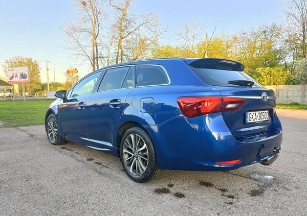 Toyota Avensis cena 44300 przebieg: 211000, rok produkcji 2016 z Ostrołęka małe 79